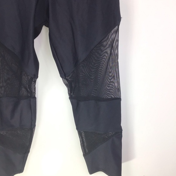 ONZIE Mesh Crop Leggings - Picture 3 of 6